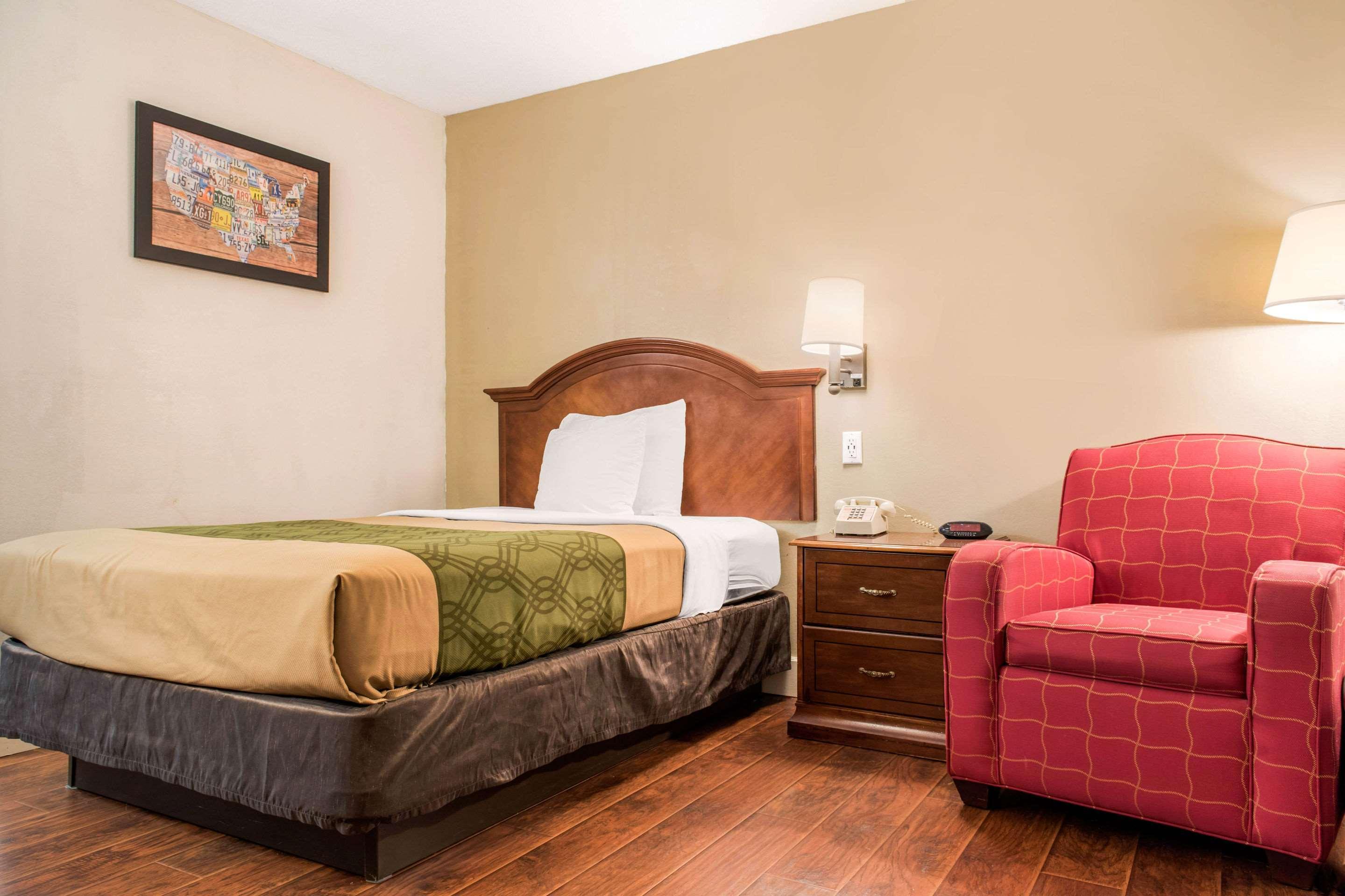 Econo Lodge Holland Εξωτερικό φωτογραφία