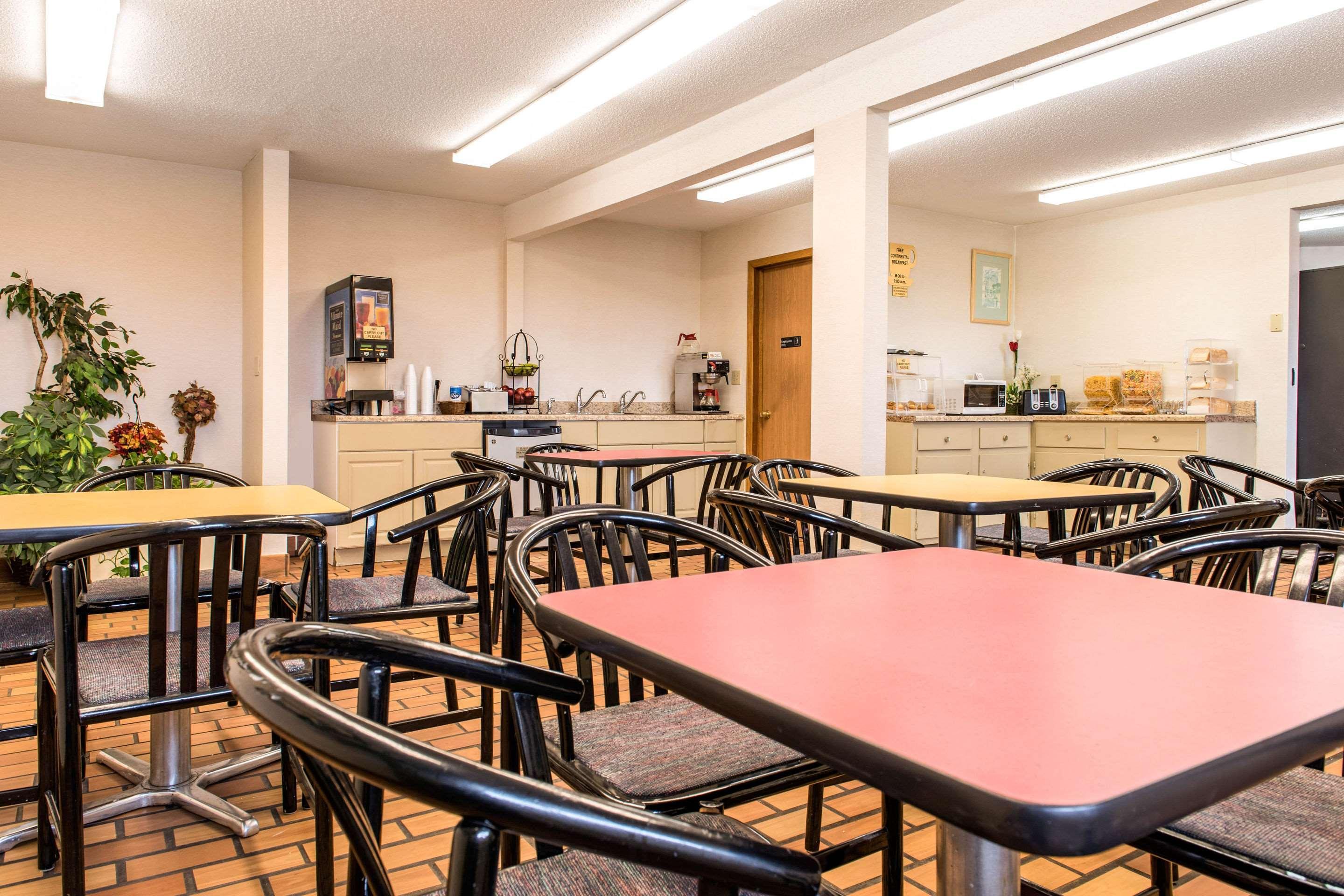 Econo Lodge Holland Εξωτερικό φωτογραφία