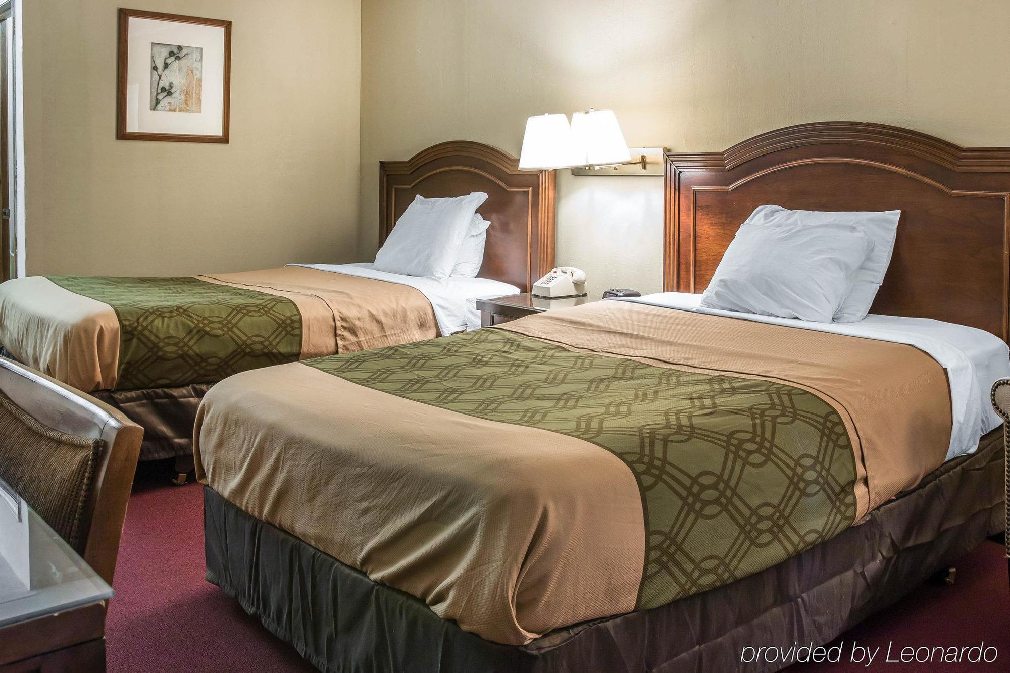 Econo Lodge Holland Εξωτερικό φωτογραφία