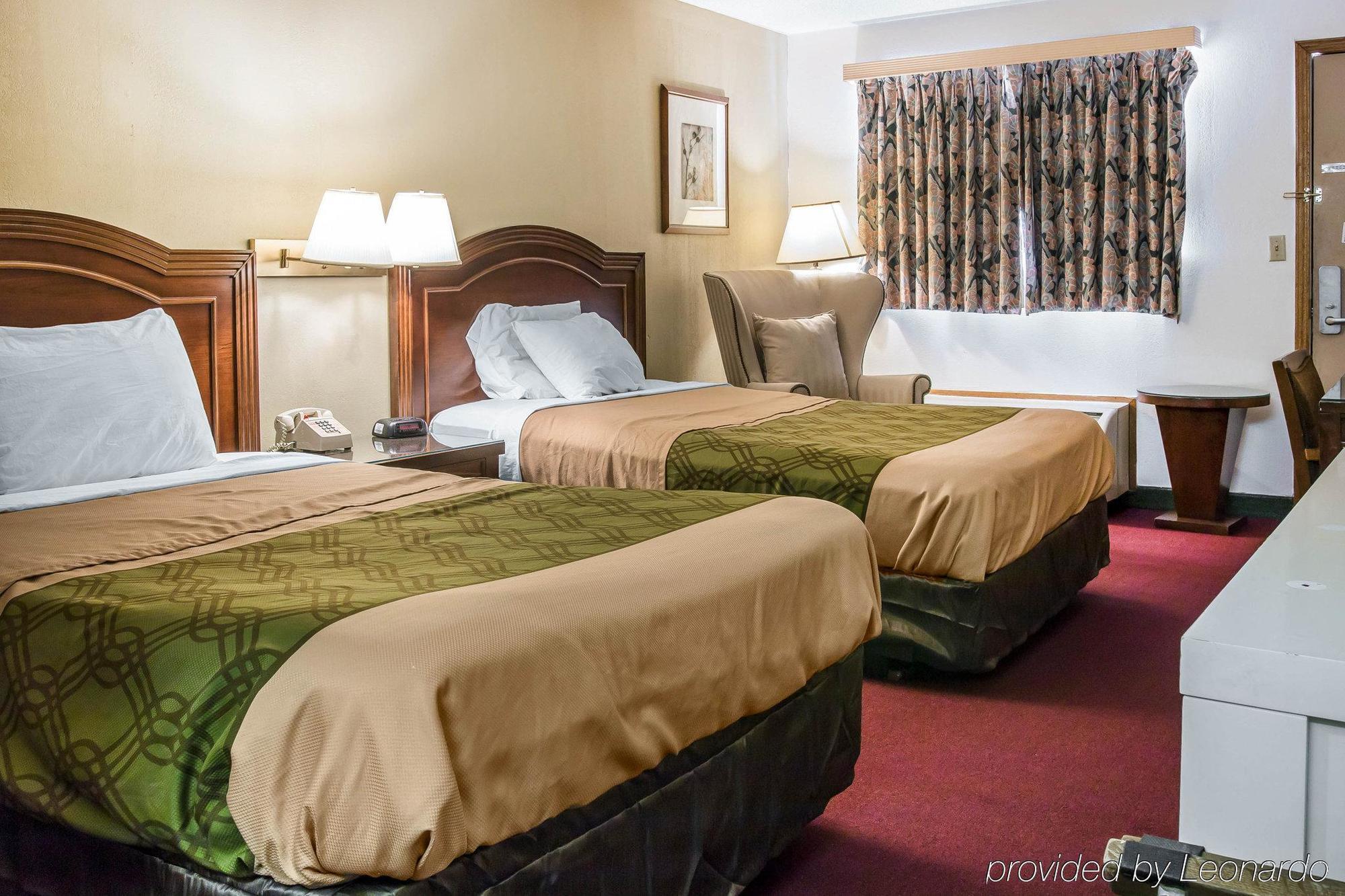 Econo Lodge Holland Εξωτερικό φωτογραφία